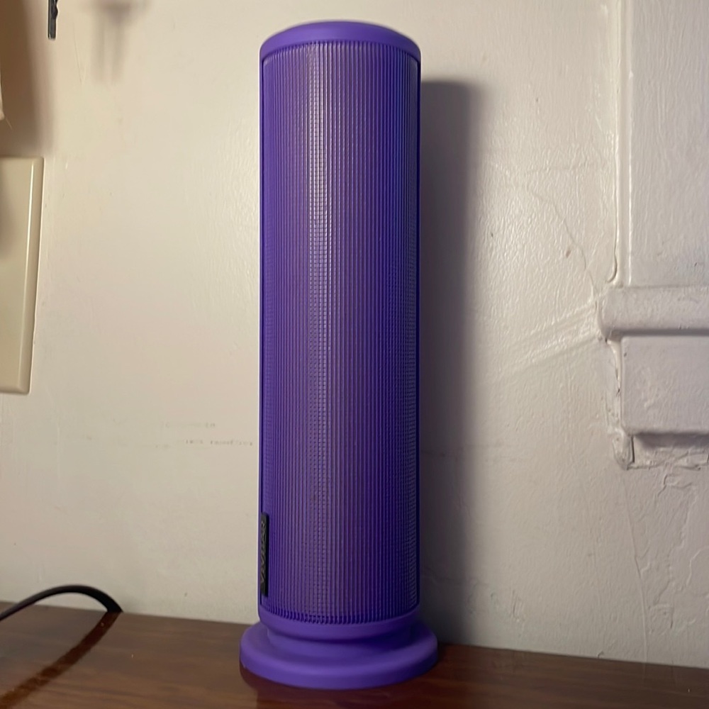 VIVITAR BLUETOOTH speaker purple